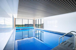 Lux 2 Bed 2 Bath Secure Parking Apartment in the Heart of Dickson, Canberra